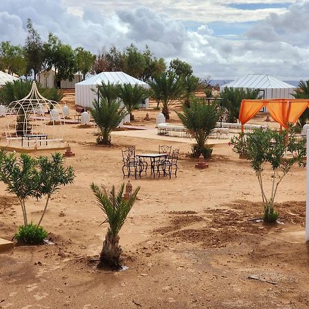 Fox Luxury Desert Camp Merzouga Eksteriør bilde